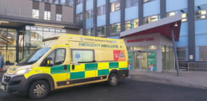 A single ambulance outside the entrance to Hull's Emergency Department
