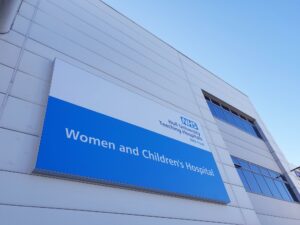 Hull Women and Children's Hospital signage